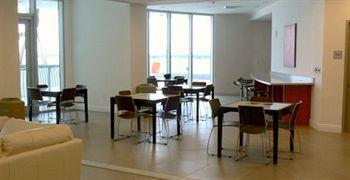 Opera Suites And Marina Doral Kültér fotó
